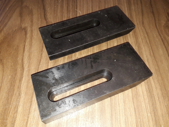 Materiaalklem rechts 338